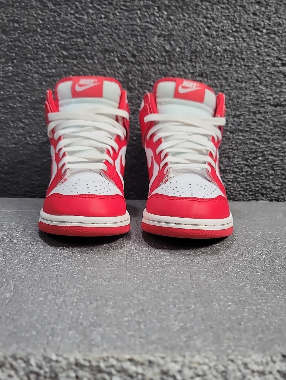 Nike Dunk High "University Red" Wmns 6 Great Condition, Ships Today - Picture 9 of 15